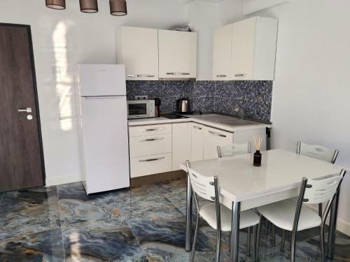 Apartament Pe Malul Marii In Mamaia Nord