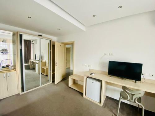 Hostal Ella By The Sea Residence