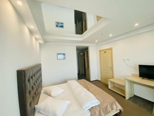 Hostal Ella By The Sea Residence