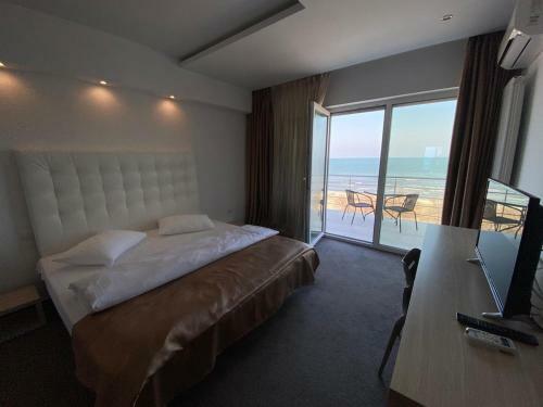 Hostal Ella By The Sea Residence