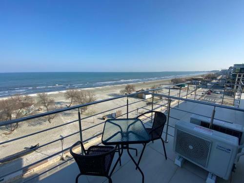 Hostal Ella By The Sea Residence