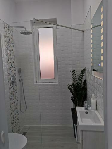 Casuta Cu Tei-lime House