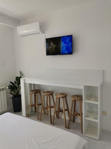 Casuta Cu Tei-lime House