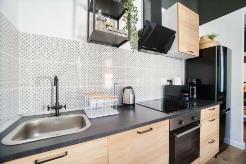Super Central Spacious Apartment