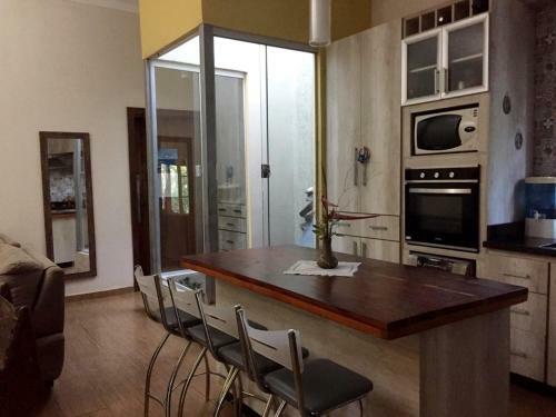 Casa Com Lareira Piscina E Muito Lazer Em Goiania
