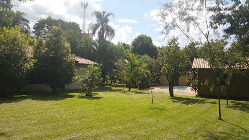 Casa Com Lareira Piscina E Muito Lazer Em Goiania