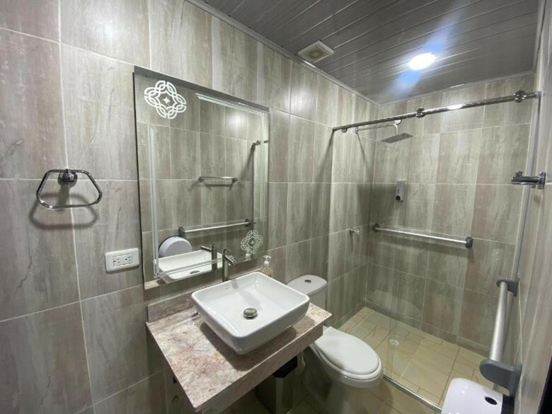 Hotel Celeste Inn Chinauta- Fusagasug�