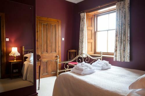 Hostal Cambo House