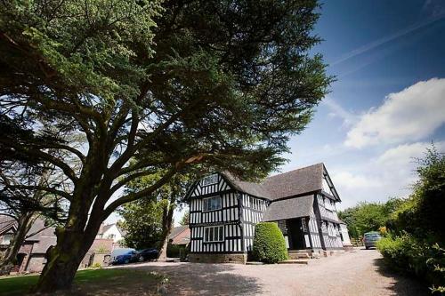 Hostal The Old Hall Country House
