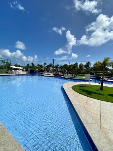 Apartamento Muro Alto Cond. Clube Apto 219