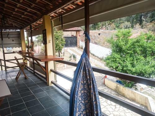 Hostel Yellow House Mg