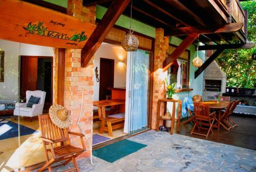 Casa Com Excelente Estrutura - 300m Da Praia