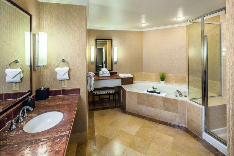 Doubletree Hotel Sonoma