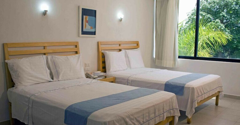 Hotel Sotavento & Yacht Club