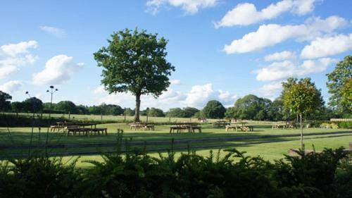 Posada The Bull At Great Totham Llp