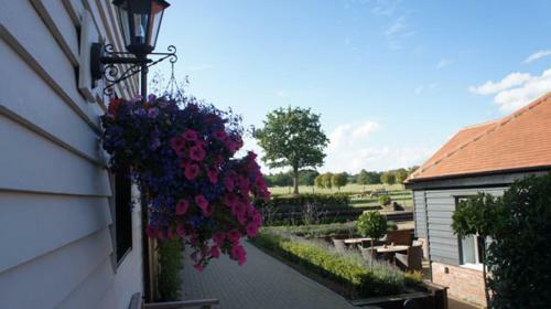 Posada The Bull At Great Totham Llp