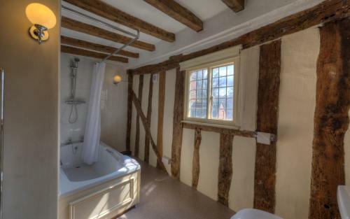 Dog & Partridge Hotel By Good Night Inns