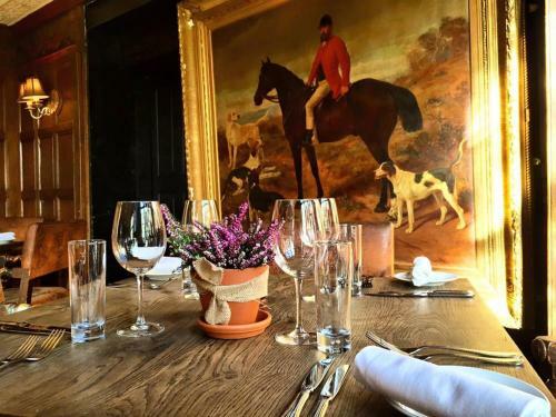 Hotel The Crown Inn