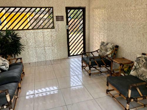 Apartamento Condom�nio Anchieta Itanha�m