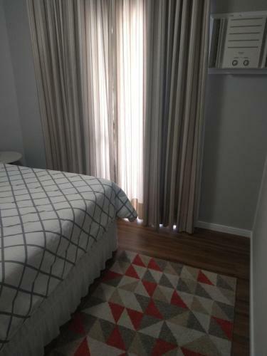 Apartamento Em Meia Praia