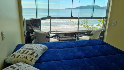 Apartamento Frente Mar Meia Praia