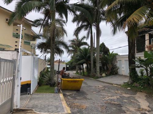 Apartamento Tombo/guaruj� P� Na Areia