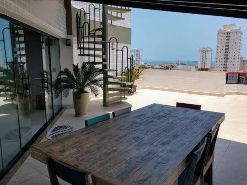 Apartamento Cobertura Triplex Na Enseada Com Piscina Privativa