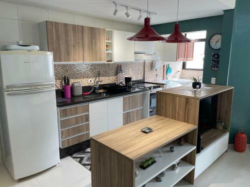Apartamento Praia Do Tombo Guaruj� 120m Do Mar