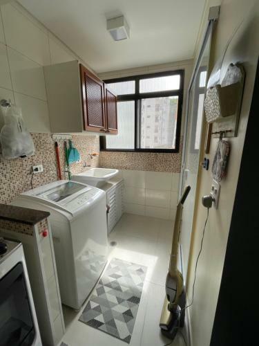 Apartamento Praia Do Tombo Guaruj� 120m Do Mar
