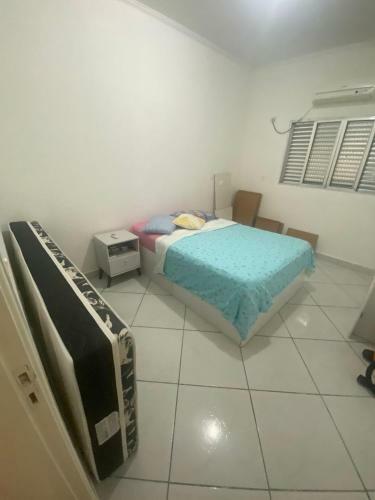 Casa Espa�osa No Guaruj� C/ 2 Dorm. E Churrasqueira