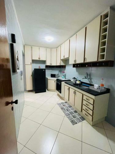 Apartamento Condom�nio Astro Rei