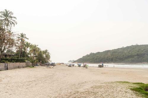 Novo Casa Com Churrasq E Wifi No Guaruja Sp