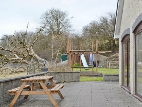 Coach House At Gaer Cottages