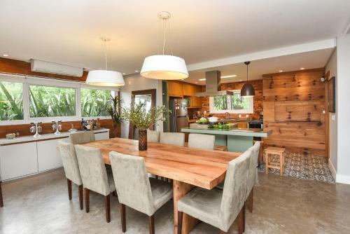 Rosa Casa Dos Pinheiros