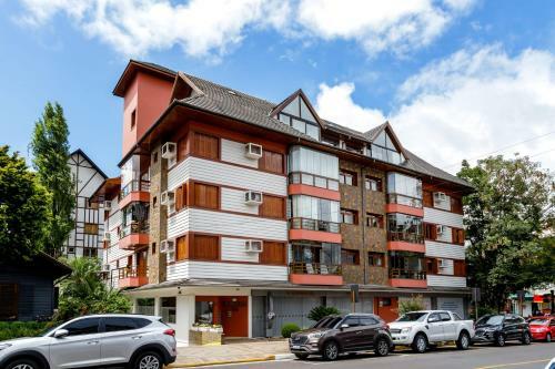 Apartamento Espa�o E Conforto, 3 Quartos, No Centro De Gramado