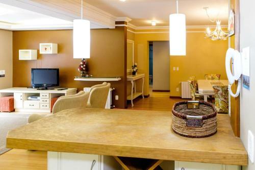 Apartamento Espa�o E Conforto, 3 Quartos, No Centro De Gramado