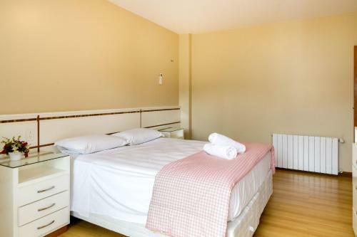 Apartamento Espa�o E Conforto, 3 Quartos, No Centro De Gramado