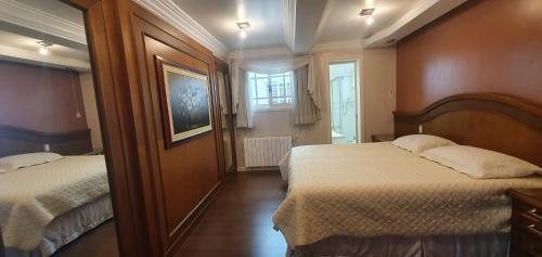 Apartamento Cobertura Na Borges De Medeiros - ( 3 Quadras Rua Coberta )