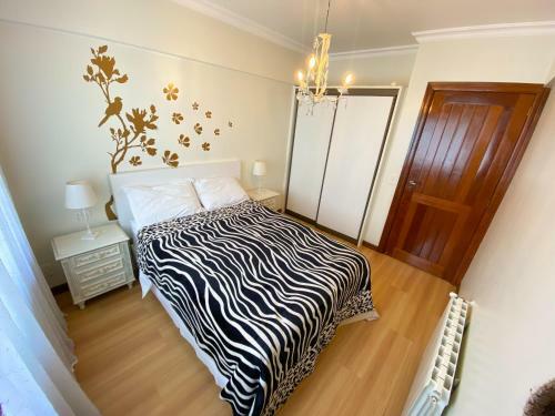Apartamento Primavera, A 600 Metros Da Rua Coberta, Com 2 Quartos