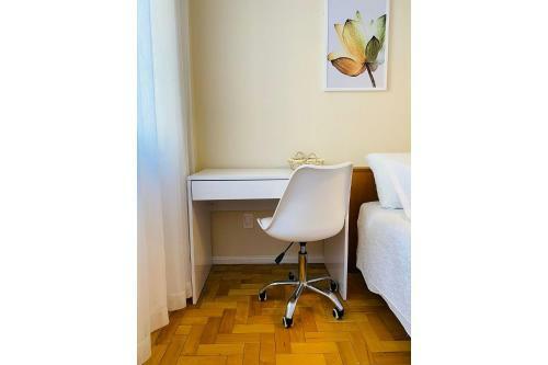 Apartamento Charmoso 2d Na Rua Coberta