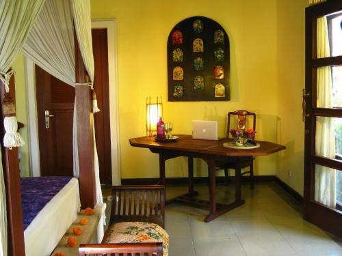 Villa Shantitara Bungalows
