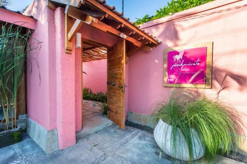 Bed & Breakfast Pinkprivate Sanur - Cool Adults Only
