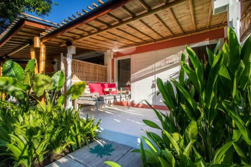 Bed & Breakfast Pinkprivate Sanur - Cool Adults Only