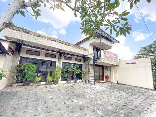 Hinggil Homestay Syariah Redpartner