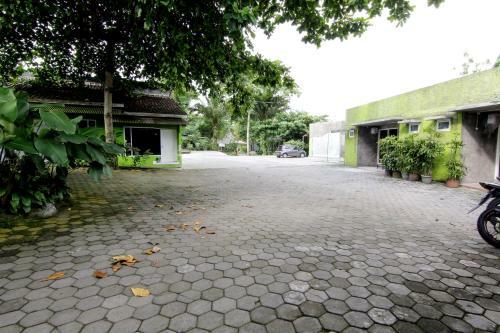Hostal Hotel Popi - Pondok Pisang
