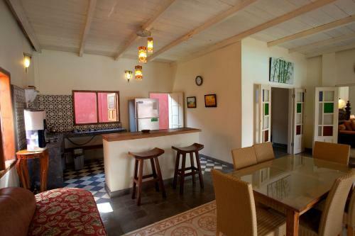 Deluxe Central Private Pool Villa (family - 4 Persons)