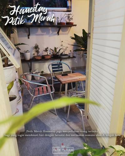 Hostal Petik Merah Homestay