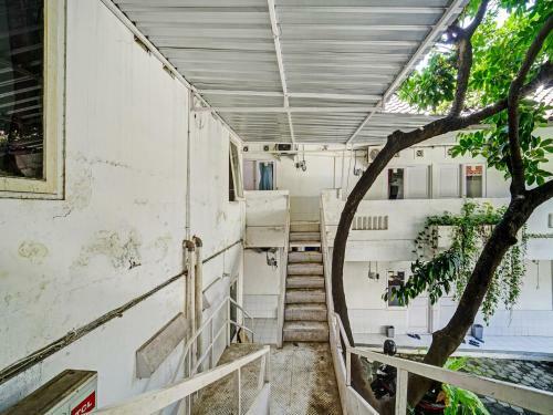 Hotel Oyo 90496 Izzi Ekslusif