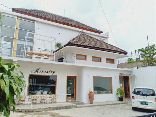 Hotel Ministry Homestay
