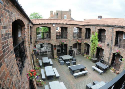 Posada The Exchange Coach House Inn